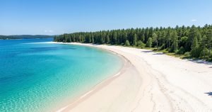 Vacances plage Québec : les 20 plus beaux coins de baignade en 2026